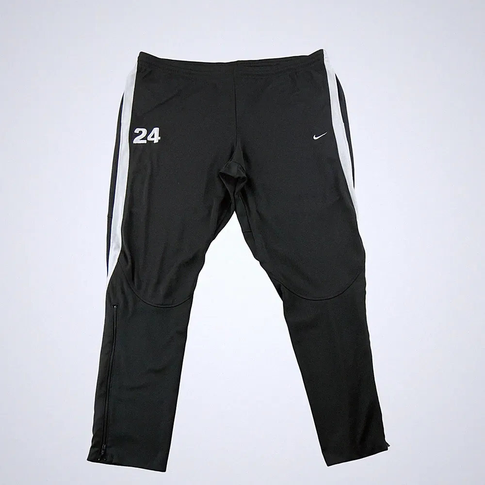 Nike Jogginghose Herren Regular Fit Größe XL #QWE0069