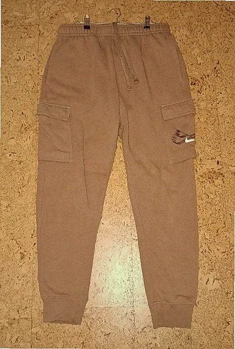 NIKE Jogginghose in Gr. M in braun mit schwarzen + weißen Swoosh