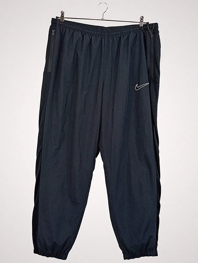 Nike Jogginghose Sporthouse Herren Schwarz Gr. 54, XXL