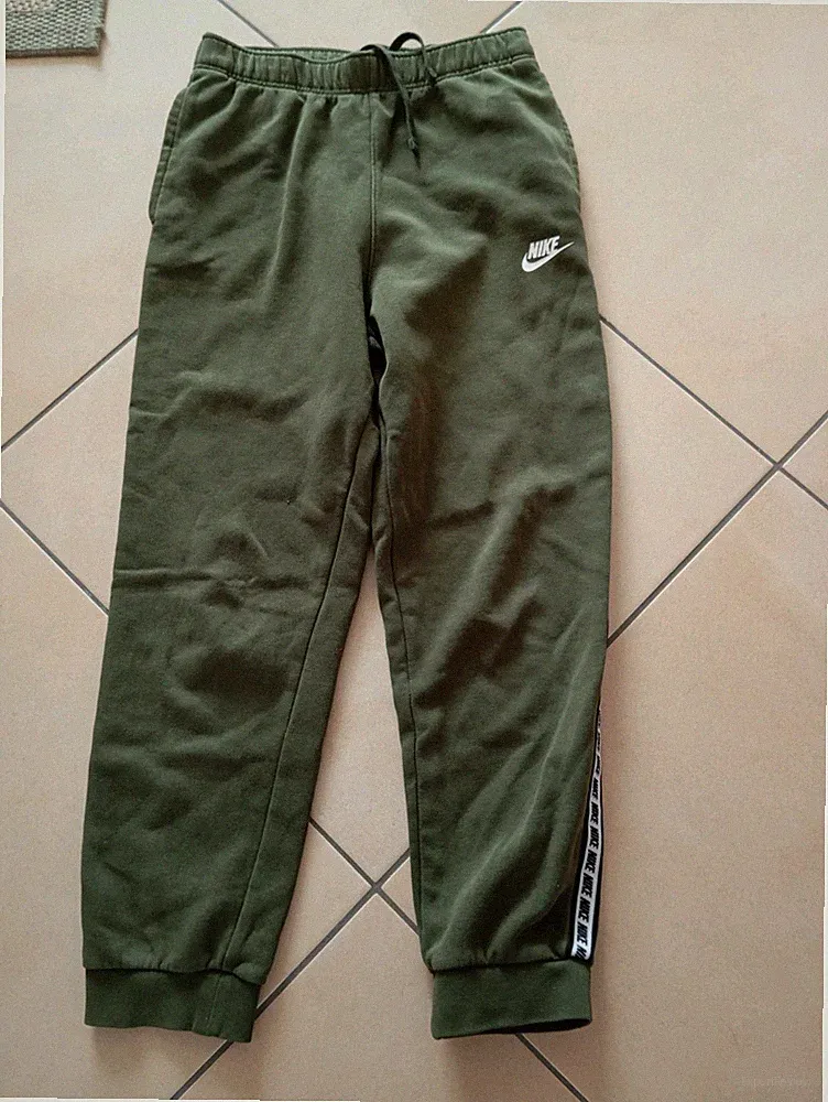 Nike Kinder Jogginghose Hose Baumwolle Oliv Grün Gr 170