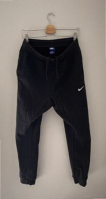 Nike Men's Jogger Athletic Regular Fit Black Sweatpants (Mens Medium)