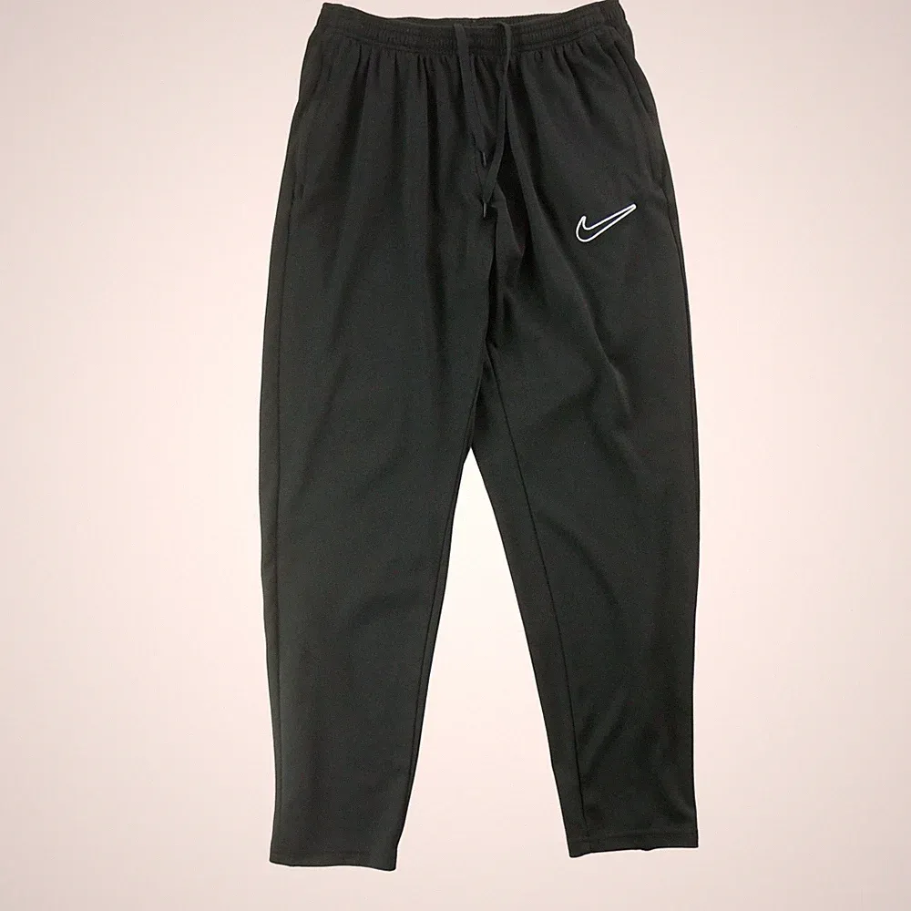 Nike Nike Herren Jogginghose Dri-Fit Größe L #QWE1646