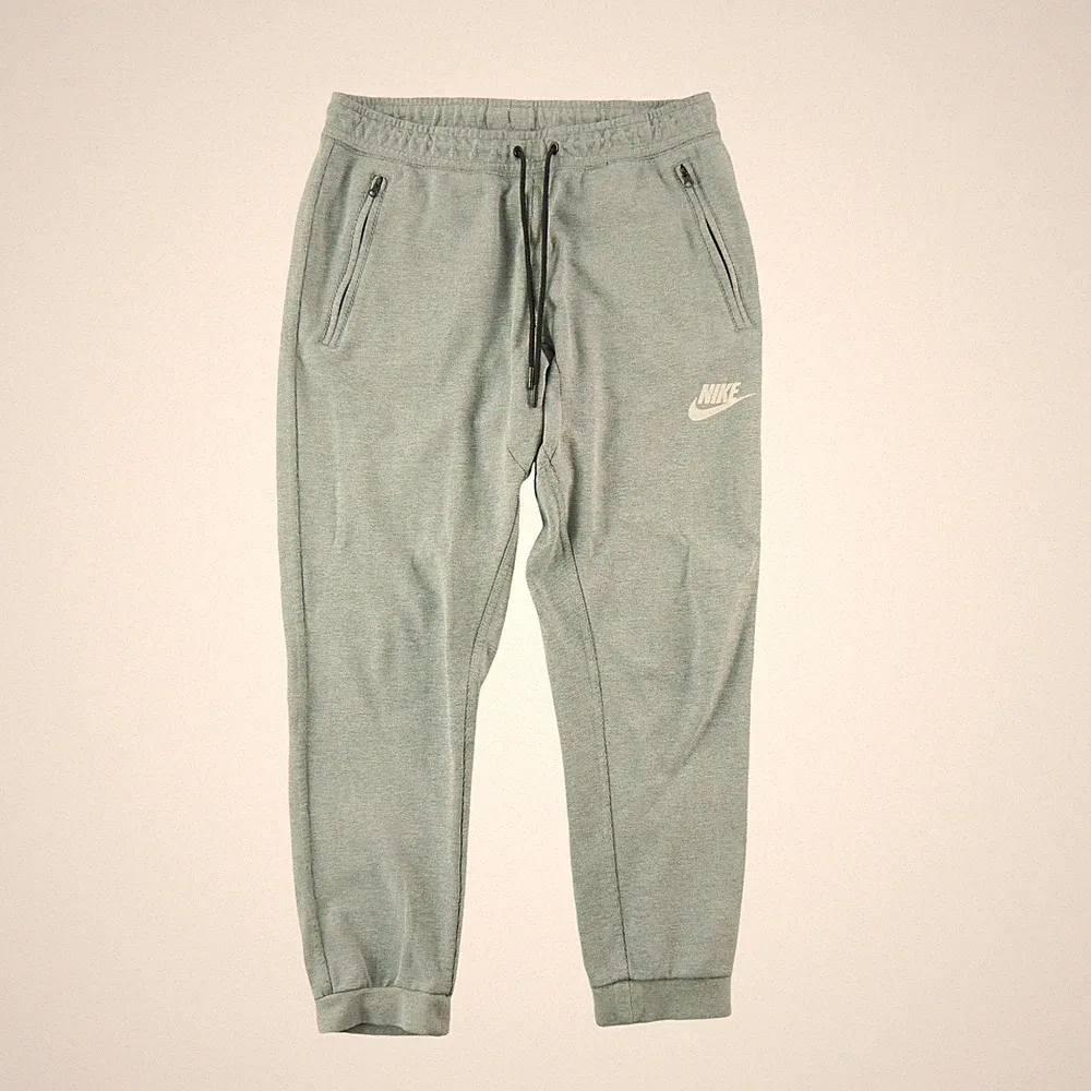 Nike Nike Herren Jogginghose Grau Größe M #QWE0981