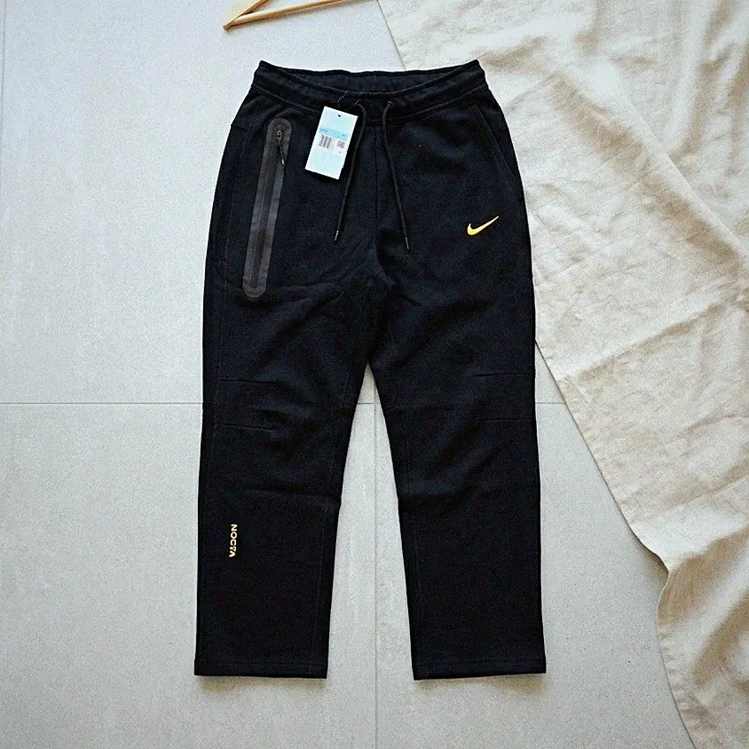 Nike Nokta Jogginghose Gr.M Neu mit Etikett