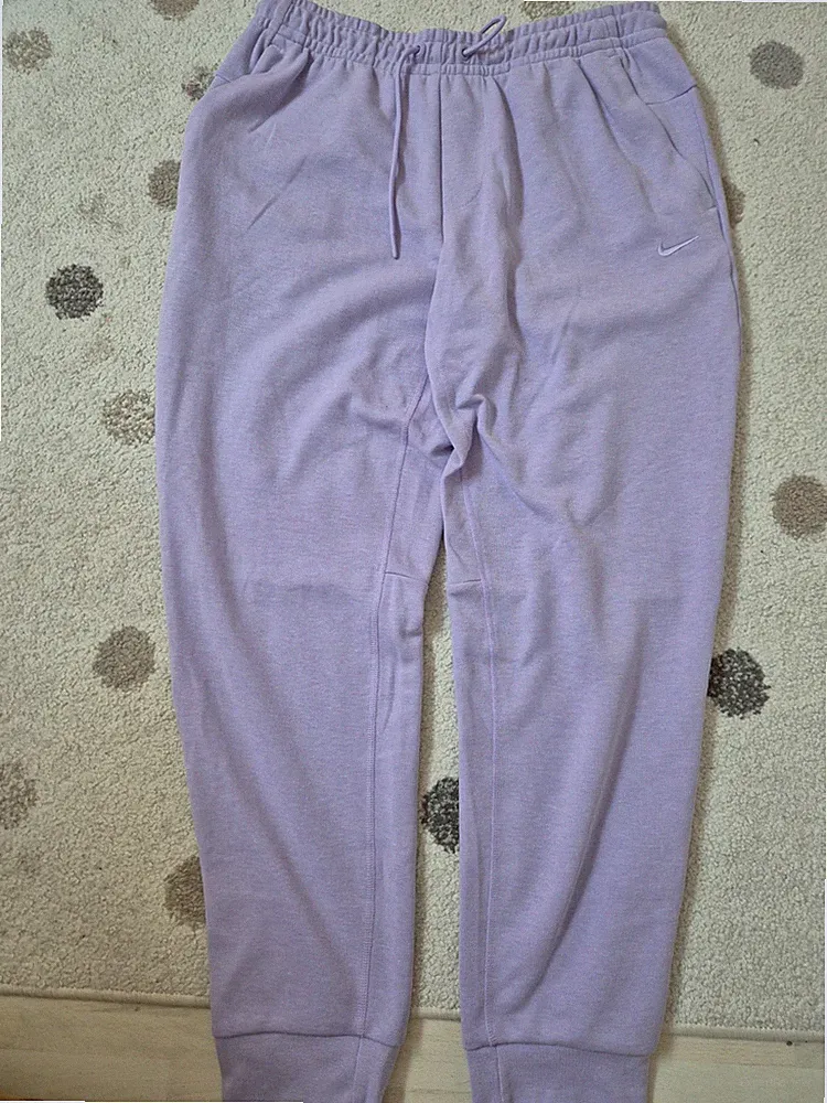 Nike Original Jogginghose, Größe M, Flieder Dezent