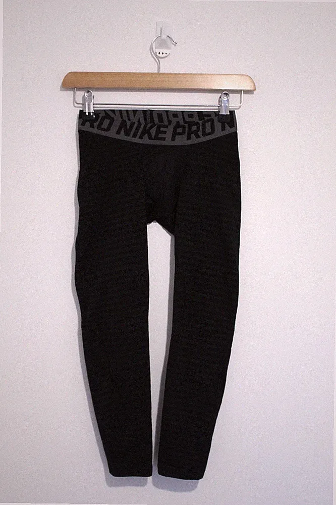 Nike Pro warme Jungen Kompressionstights klein schwarz Fußball Basisschicht 915395-010