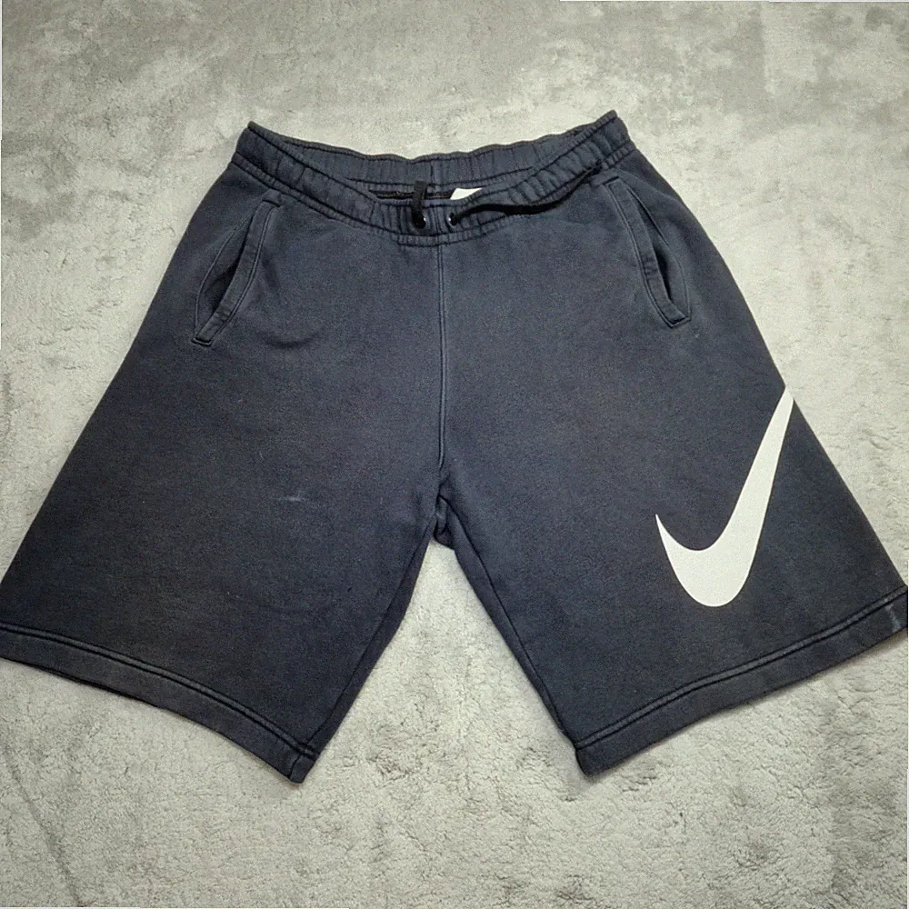 NIKE schwarze Sweatshorts Gr. M Herren Sportbekleidung Training Gym Freizeit Blue Label