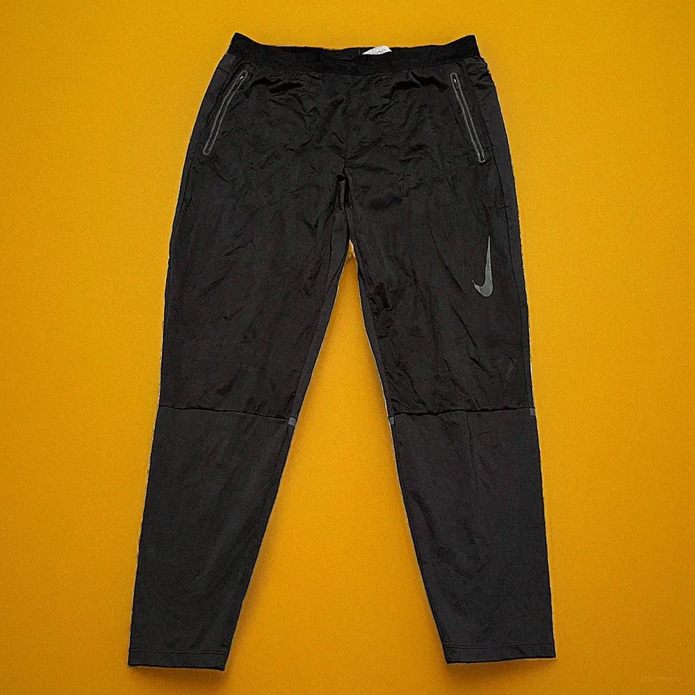 Nike Shield Herren Trainingshose Jogginghose Sporthose Laufhose Gr. L #DD9-30