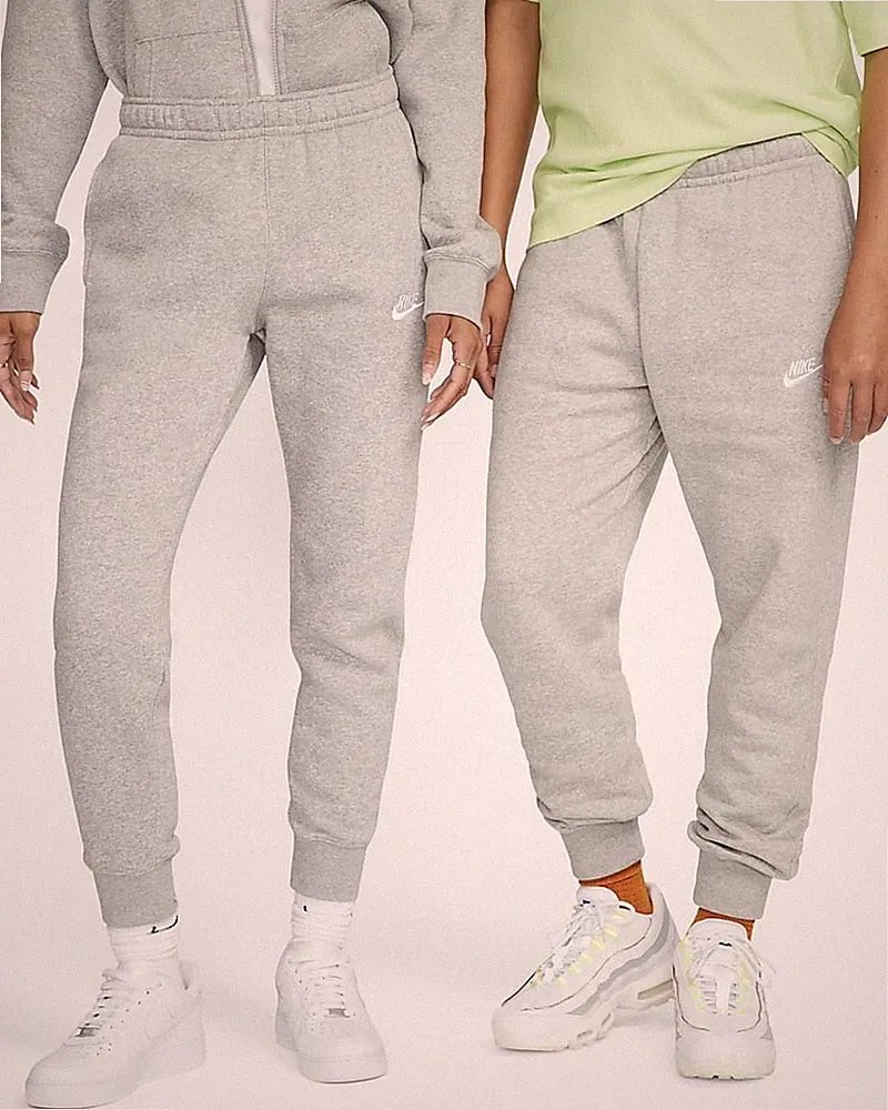 Nike Sportswear Club Fleece Jogginghose Größe XXL in Hellgrau