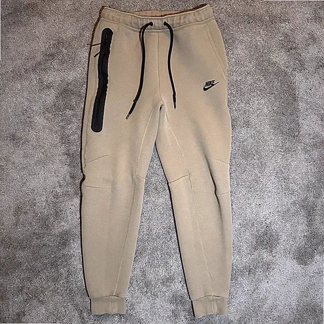Nike Sportswear Tech Fleece Khaki Knit Joggers Sweatpants Mens Small FB8002-247