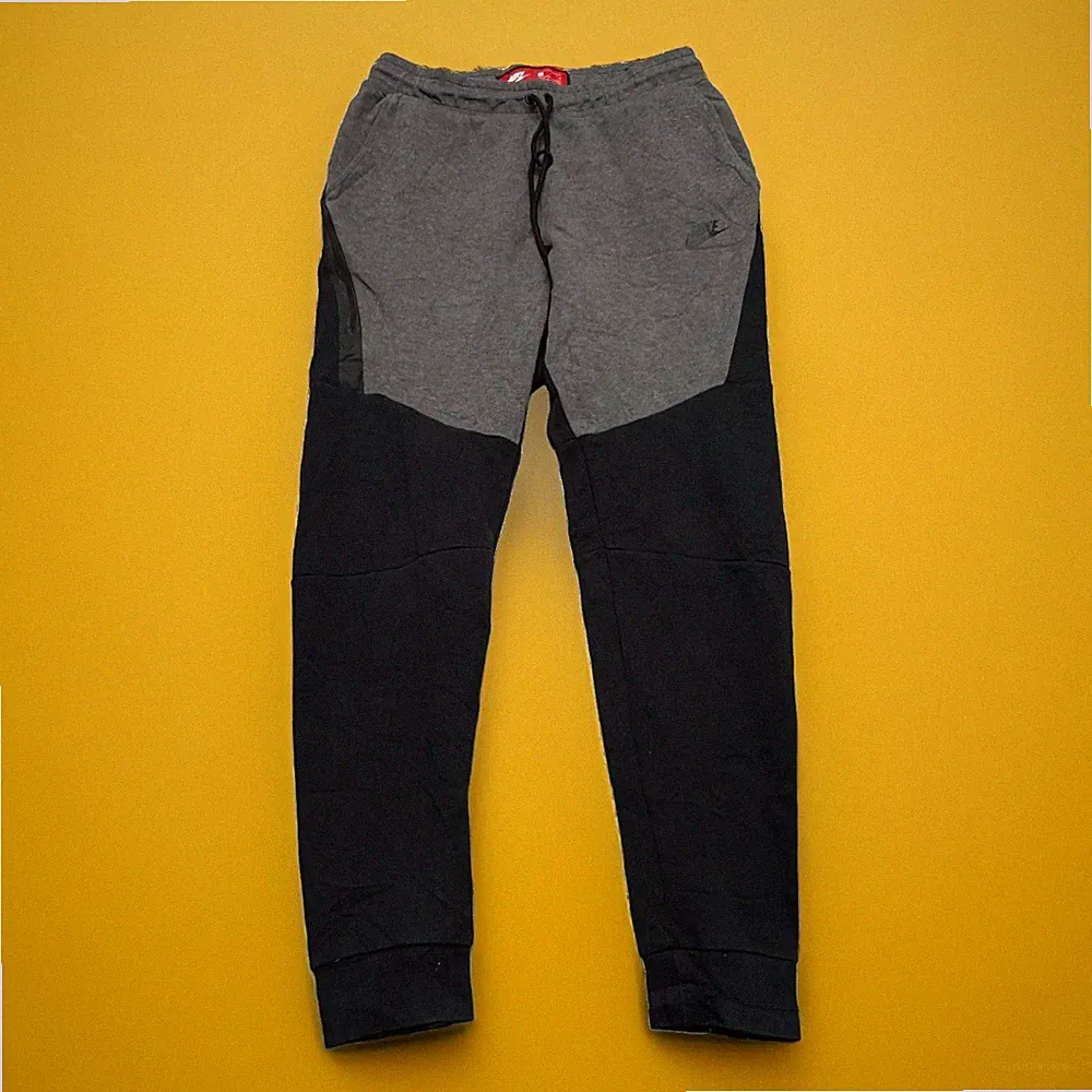 Nike Tech-Fleece Herren Trainingshose Jogginghose Sweathose Gr. M #EE9-27