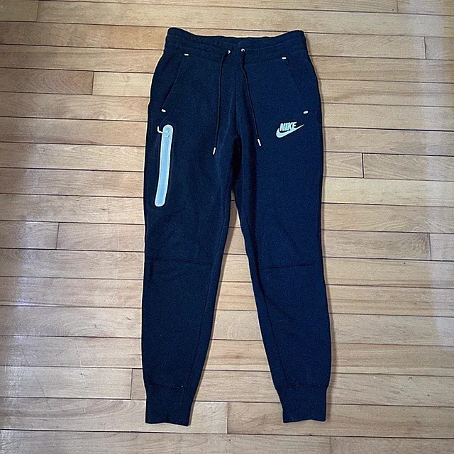 Nike Tech Fleece Joggers Black Slim Fit Sweatpants XS CU4495-010 Mens