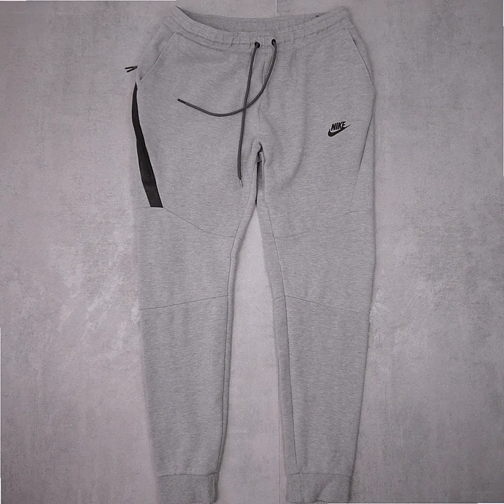 Nike Tech Fleece Jogginghose Herren Grau M Regular Fit Streetwear Jogger