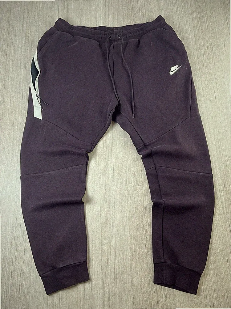 Nike Tech Fleece Jogginghose Old Season 805162-659 Herren XL Burgund Lila Weiß
