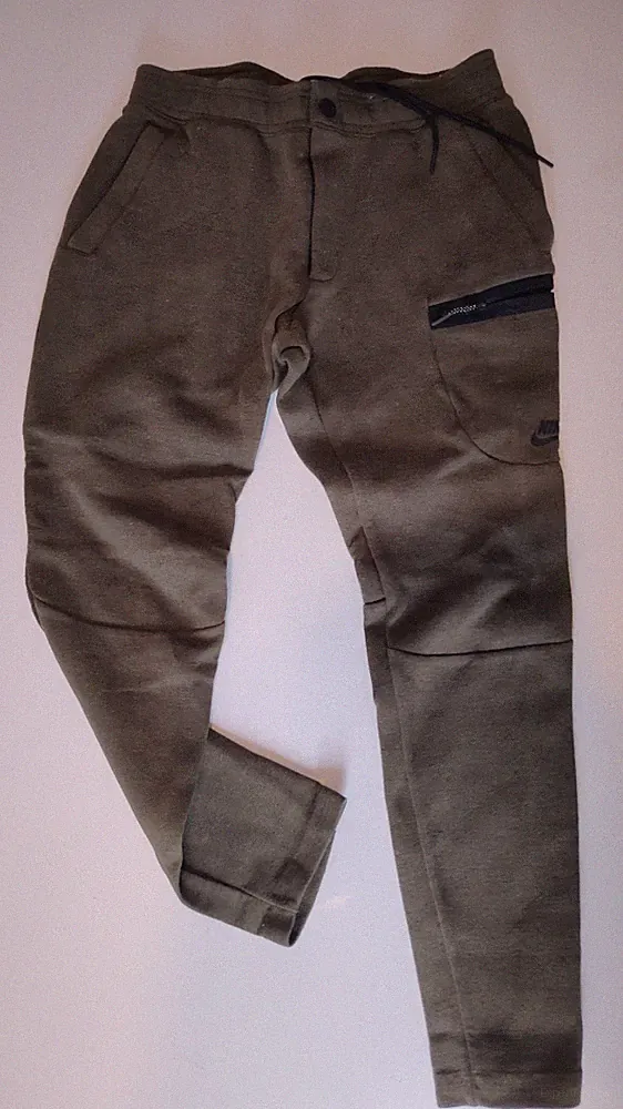Nike Tech Herren Jogginghose grün Größe M