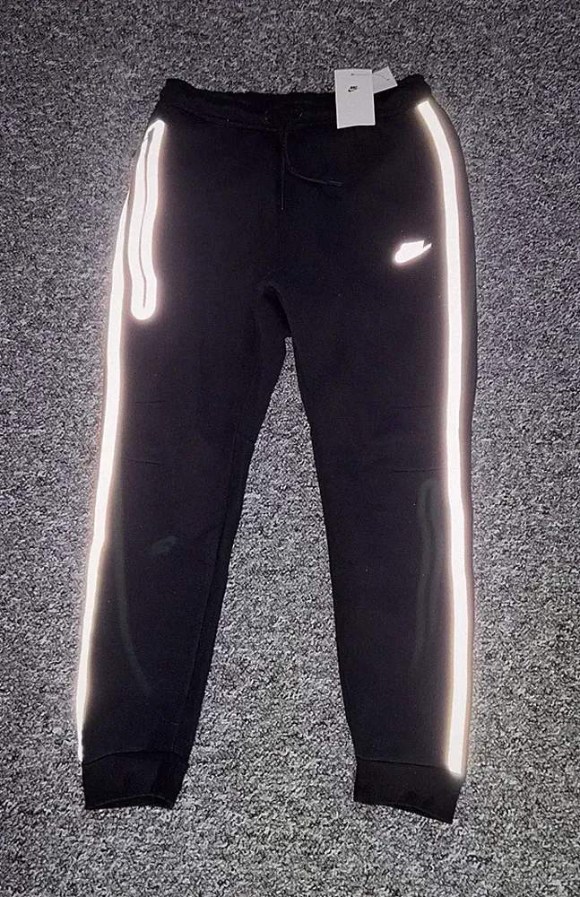 Nike Tech Hose Reflektiert Neu mit Etikett