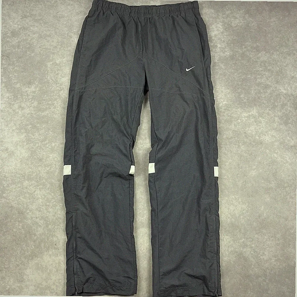 Nike Trackpants schwarz/grau Size M Jogginghose Baggy Fit