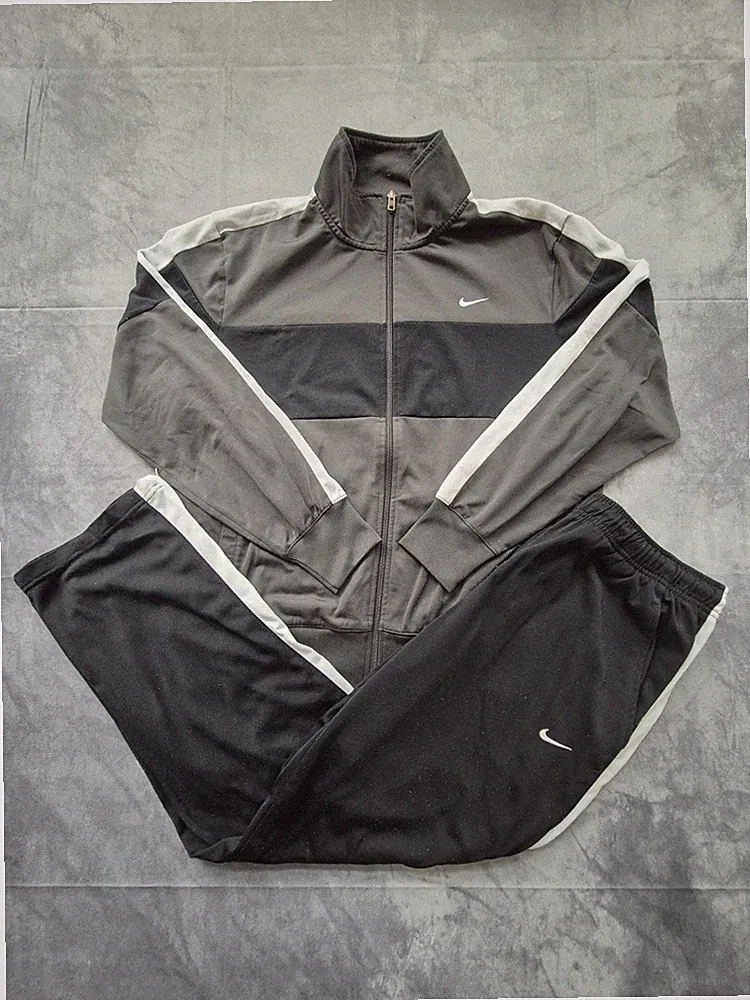 NIKE Tracksuit M Vintage Y2K 90s 80s Retro Herren Damen Jogginganzug wie Adidas
