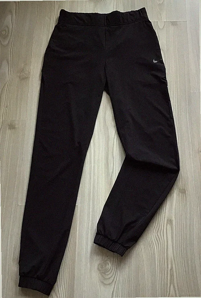 Nike wmns Dri- Fit Woven Pant, schwarz, silver, reflect, xs, neu!