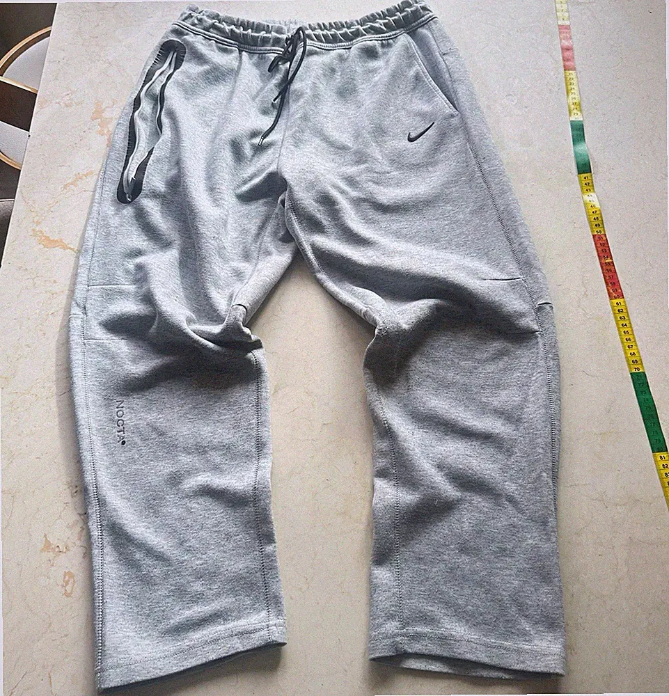 Nike x NOCTA Herren Jogginghose Grau M 72 cm elastisch Zugband Taschen Logo