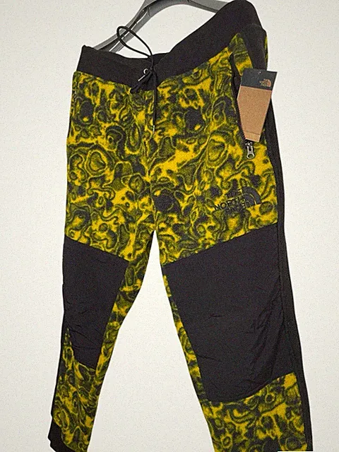 North Face X Rage Denali Fleece Hose - Seltenes Yellow Rage Design - Neu!