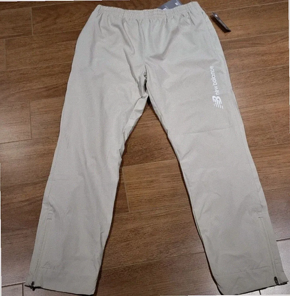 NWT New Balance All Motion Mesh Lined Mens Size Small Jogger Pants Beige 29"