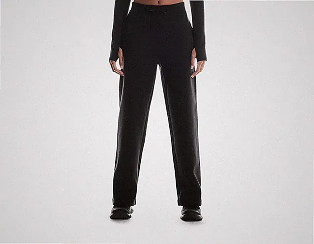 On Running Damen Focus Tech Ultraweiche Jogginghose Schwarz