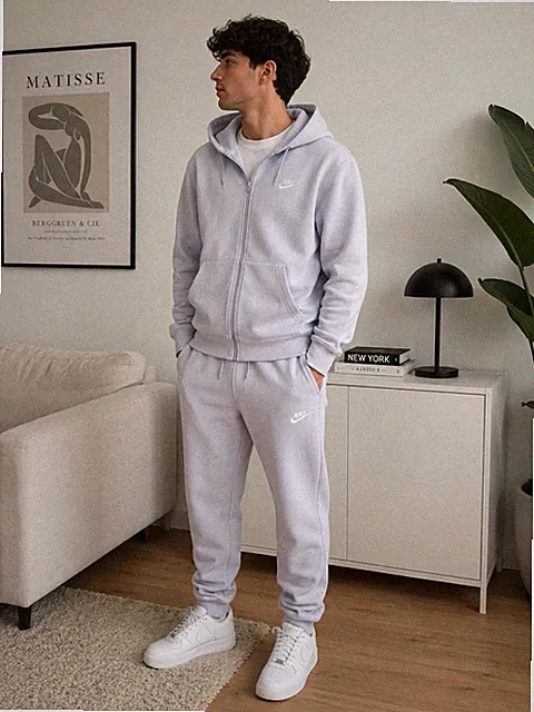 Original Nike Club Fleece Trainingsanzug / Set Flieder / Hellblau Gr. S
