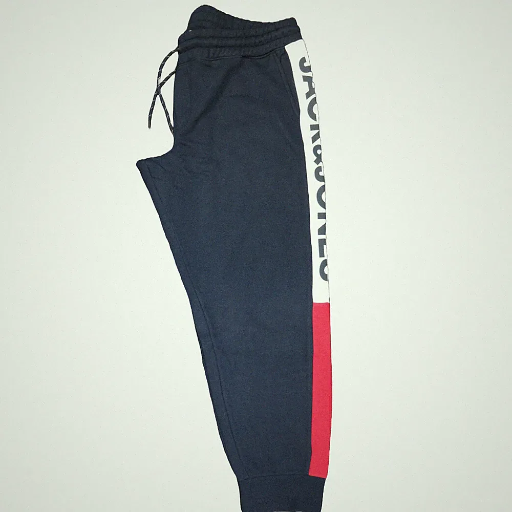 PLUS SIZE JACK & JONES JPSTWILL LOGO SWEAT Herren Jogginghose / Dunkelblau