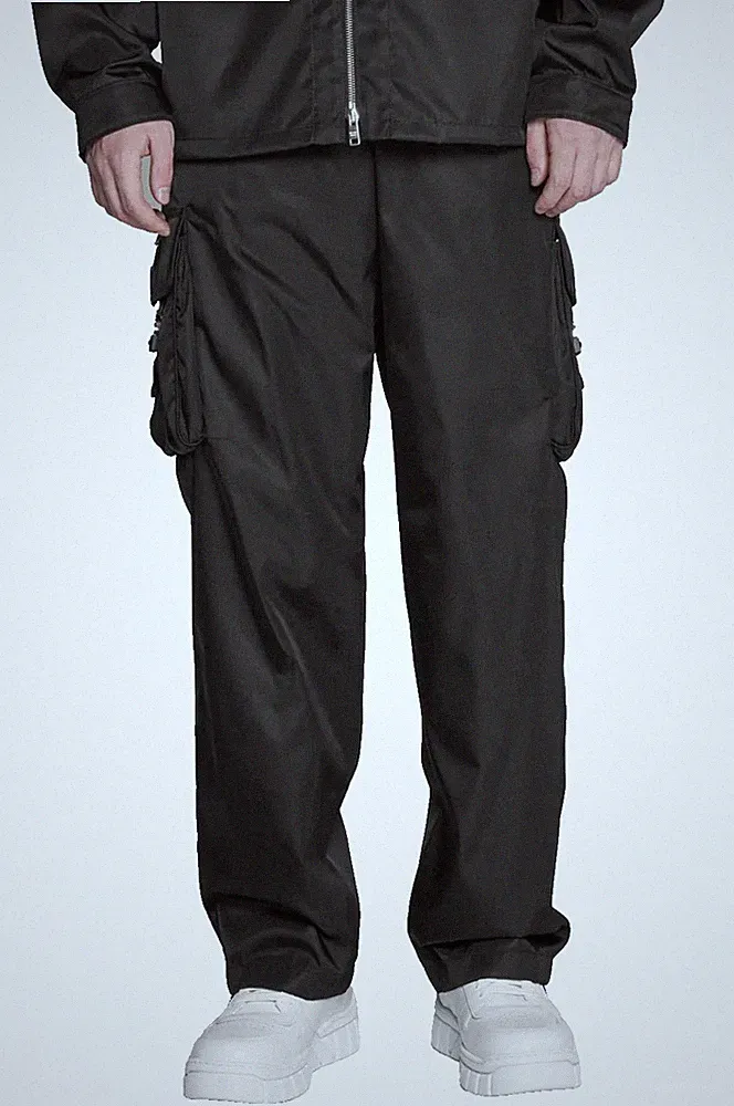 Prada Cargohose Loungepants Trackpants Jogginghose Hose aus Re-Nylon 46