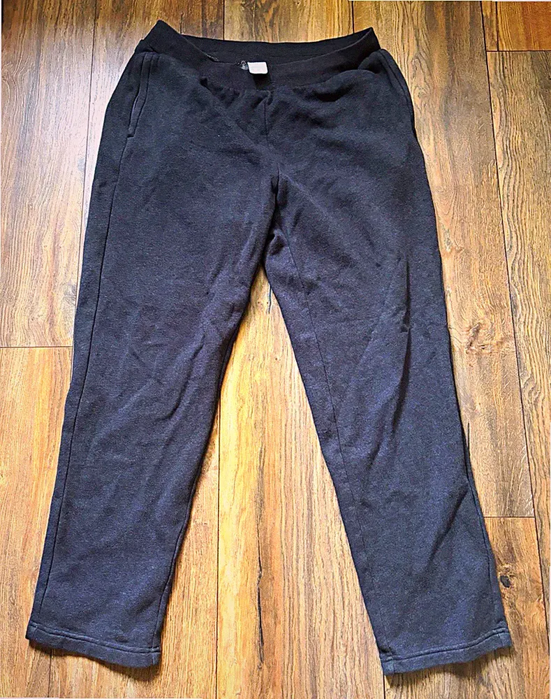 PUMA Care Of Herren Jogginghose Schwarz Gr. XL/36 Baumwolle Normalgröße