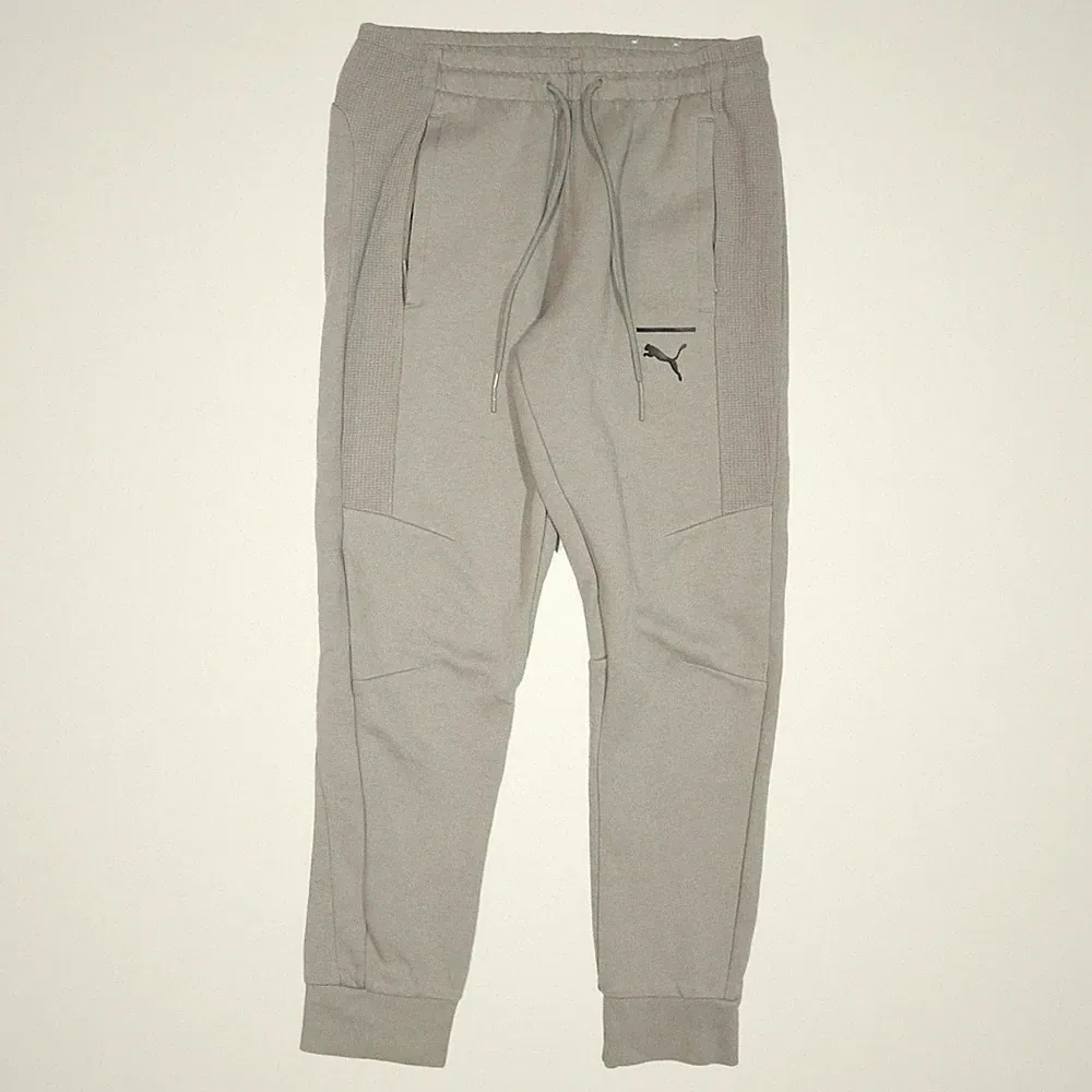 PUMA Herren Jogger Grau Baumwollmix Regular Fit Verjüngtes Bein M W32 L28