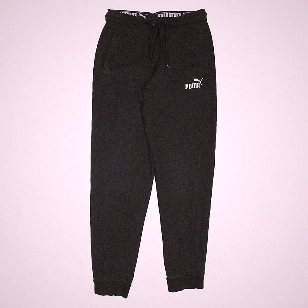 PUMA Herren Jogger Schwarz S Slim Verjüngt Baumwollmix Logo W28 L29