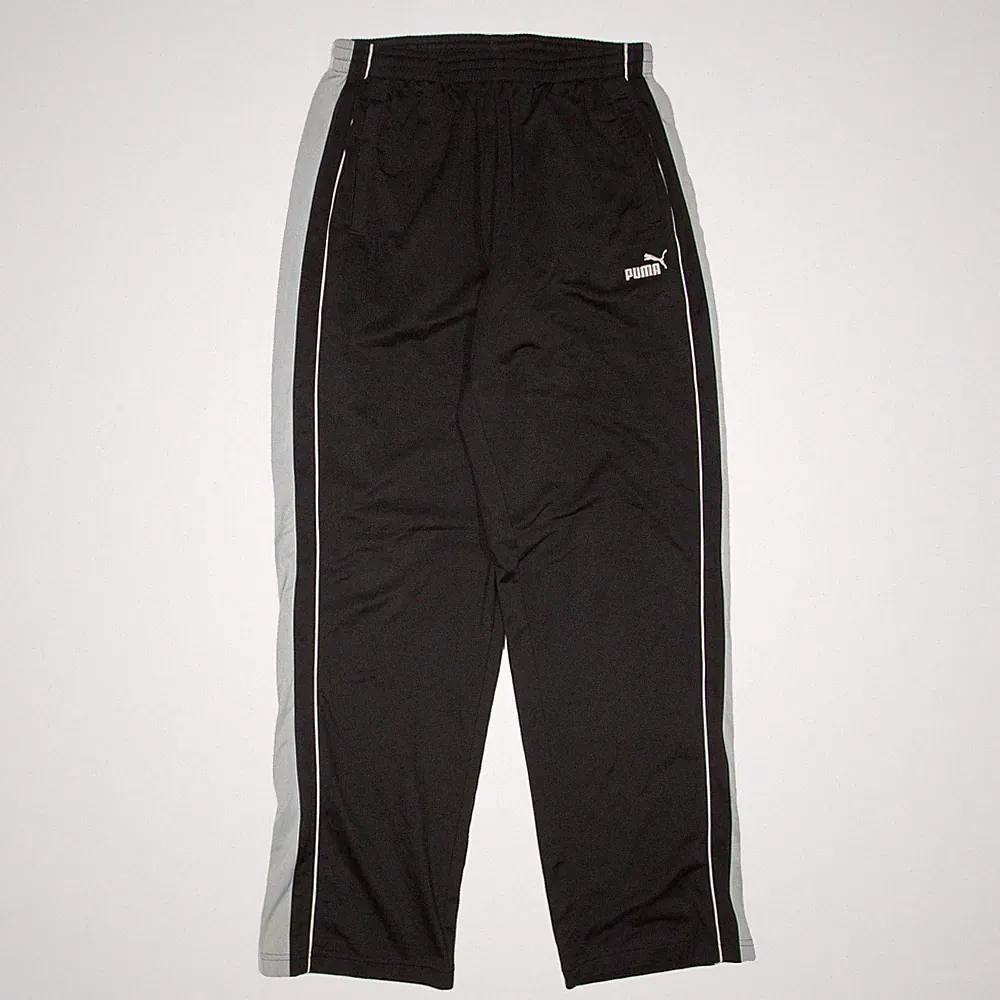 PUMA Herren Jogginghose Schwarz Gerade M W30 L32