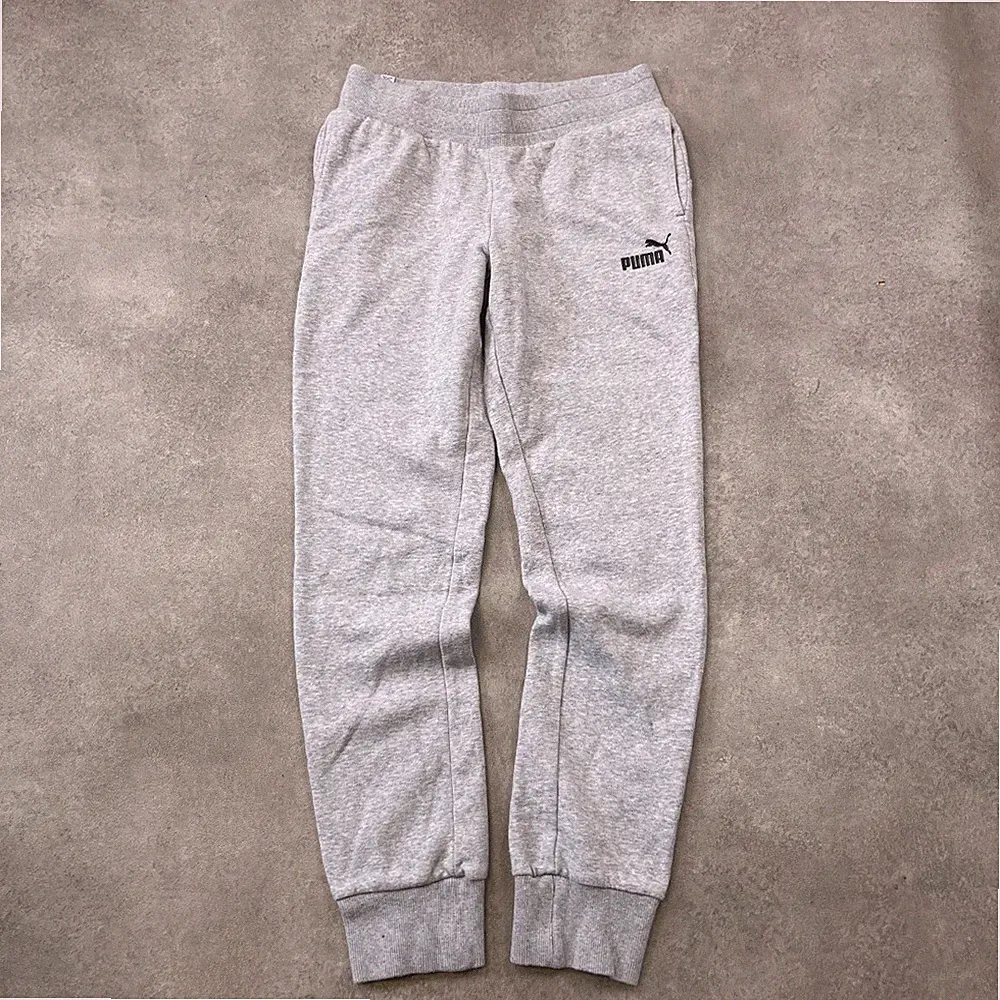 Puma Jogginghose Herren XS Fleece Sport Slim Tapered Sweatpants, Grau