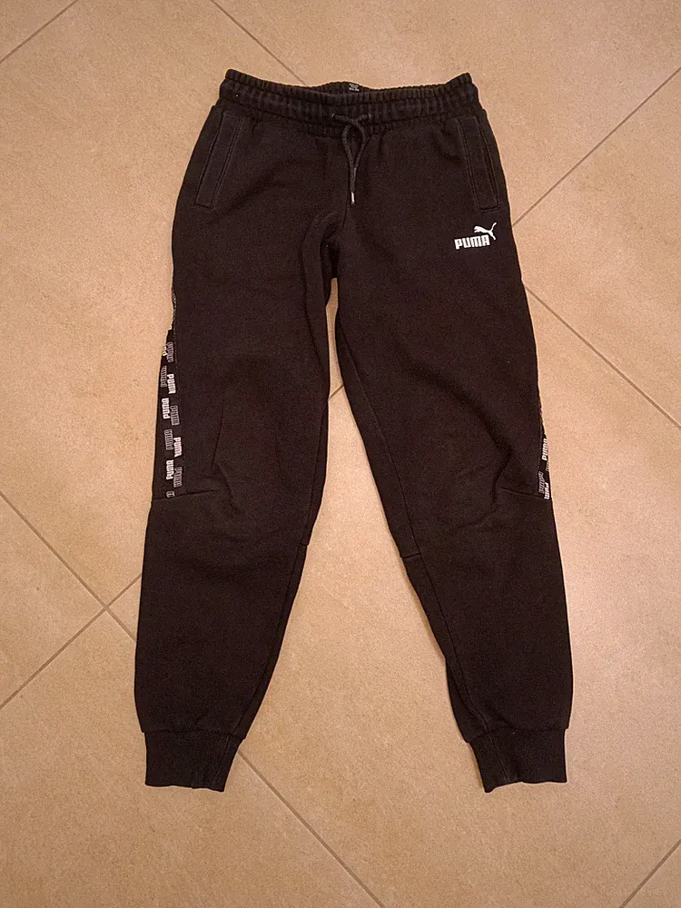 PUMA Kinder Jogginghose / Größe 152 Schwarz / Gebraucht