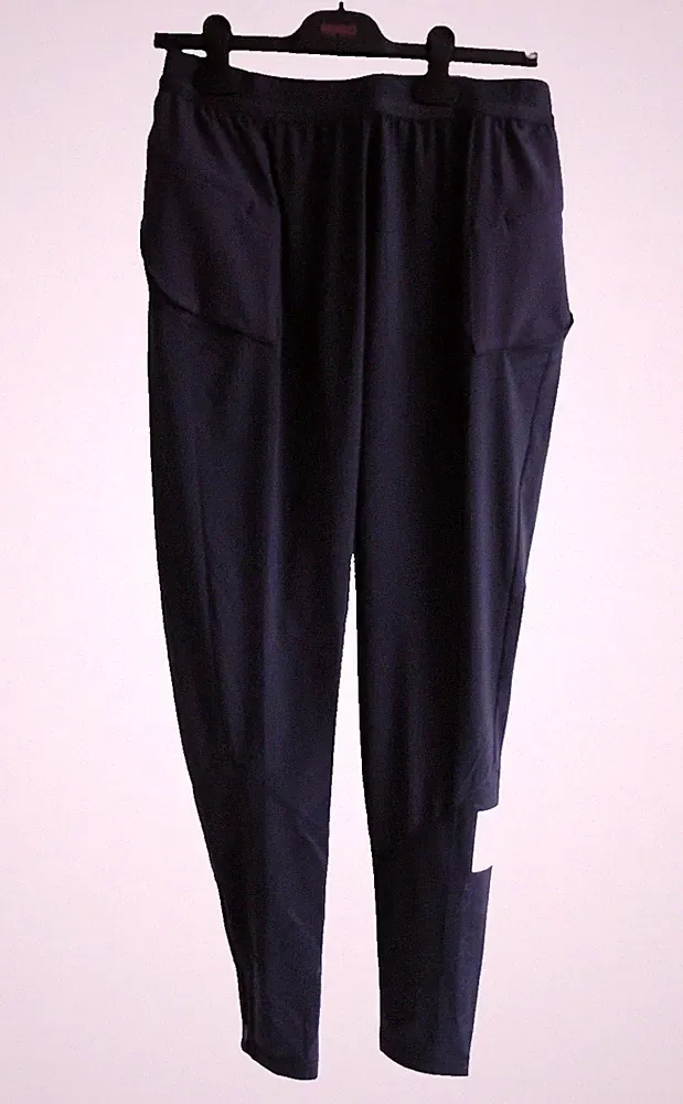 Puma, Laufhose, Jogginghose, Slim Fit, First Mile, Größe M, Neu