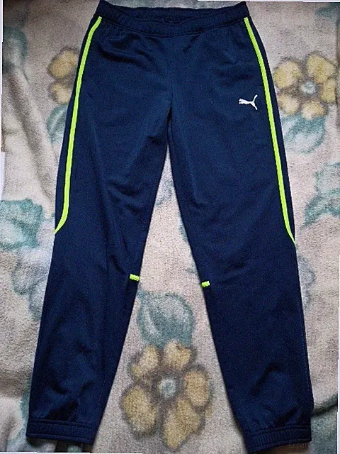 Puma schmale Sport Jogging Hose für Jungen Größe 158/164 Neu!