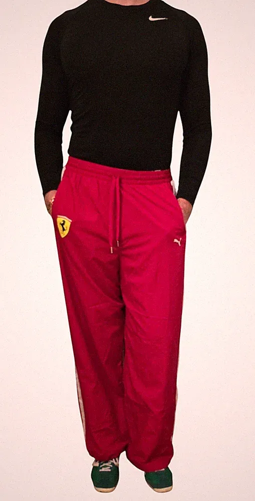 Puma Scuderia Ferrari 2025 Drivers T7 Oversized Hose Track Pant Jogginghose Gr L