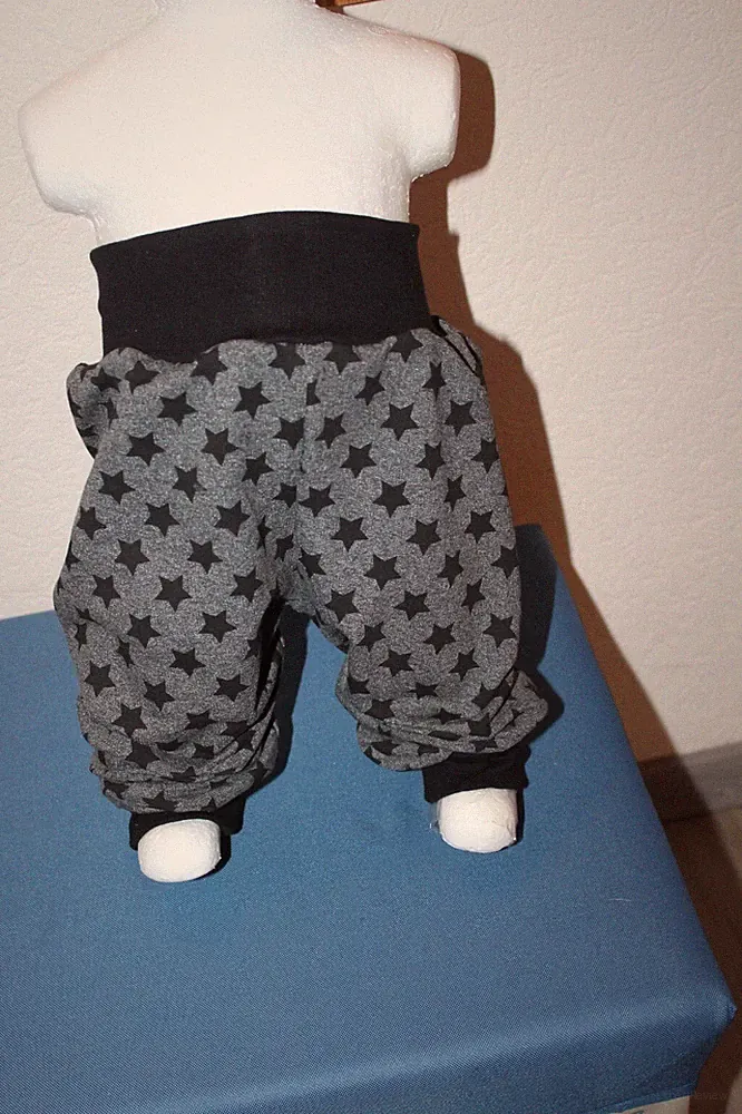 Pumphose-Jogginghose-Handmade-Gr80-86-92 Kindergartenhose-mitwachshose-sterne