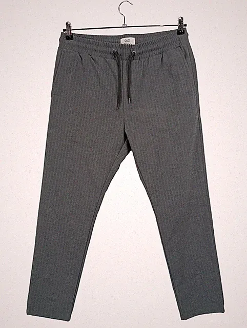 Q/S Herren Stoffhose Jogginghose Grau Gestreift Gr. M W32 Casual