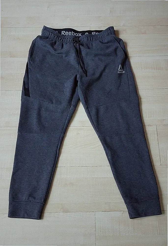 Reebok Jogger Jogging Hose Gr. M grau