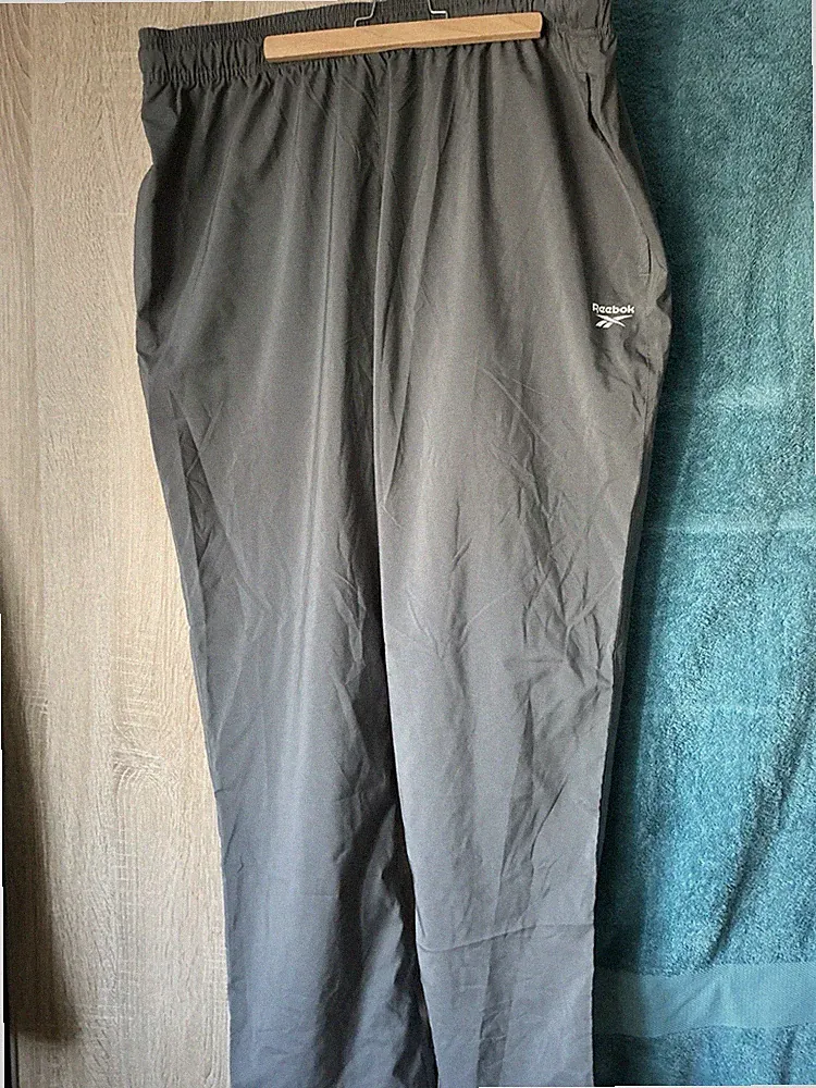 Reebok Jogginghose, Herren, Gr. XL, grau, FP9169, Top Zustand