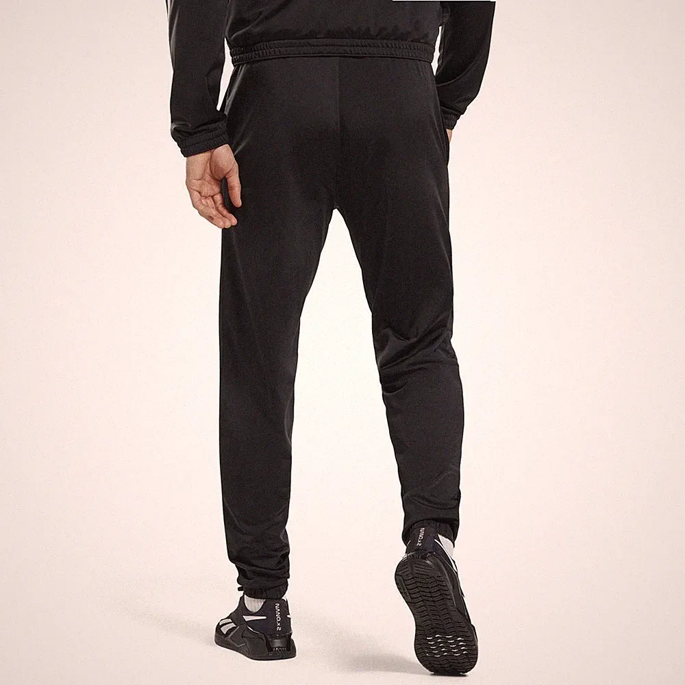 Reebok RI Vector Knit Trac Hose Herren Jogginghose schwarz 17671