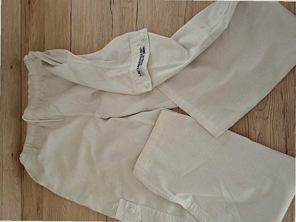 Reebok Vintage Cargo Jogginghose "Membership" cremeweiß - Größe M