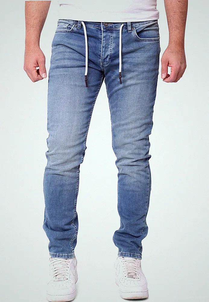 25 Slim Fit