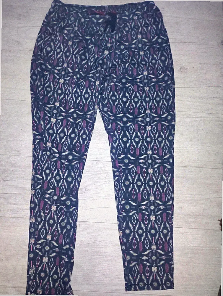 s.Oliver Damen Jogginghose Gr. 42 grau/pink/beige geometrisch Kordelzug