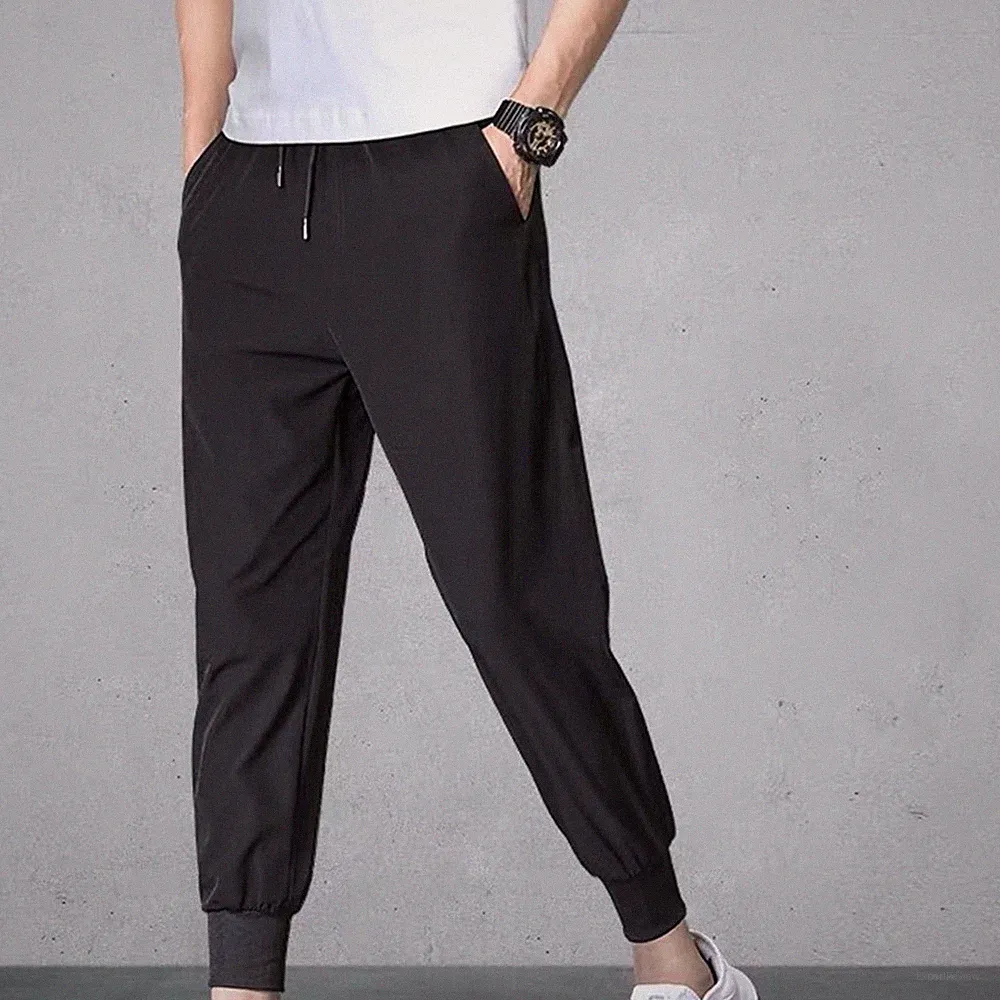 Schwarze Sporthose Cargo Freizeit Kordelzug Jogger Sport Jogginghose