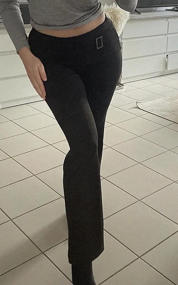 Shein Lounge Hose Low Waist Tiefer Bund Yoga Schnalle Rippstoff Umgeschlagen