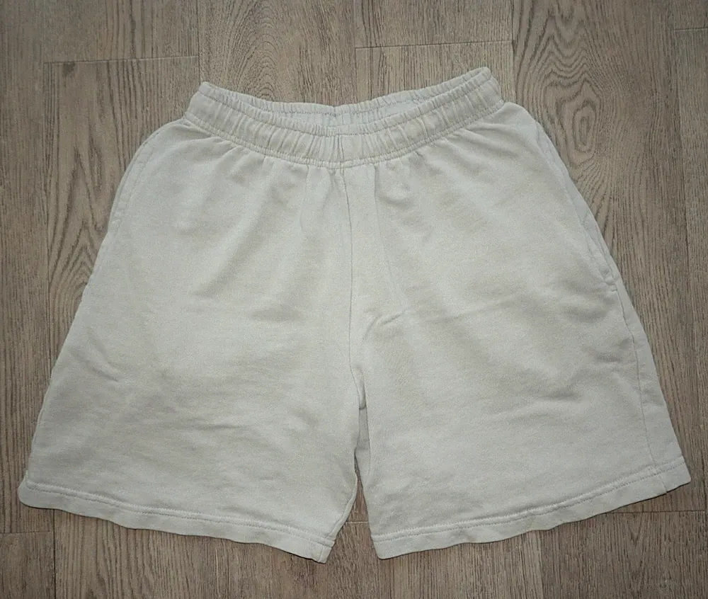 Shorts kurze Jogginghose grau hellgrau Gr. S ca. 164 URBAN Classics Jungen